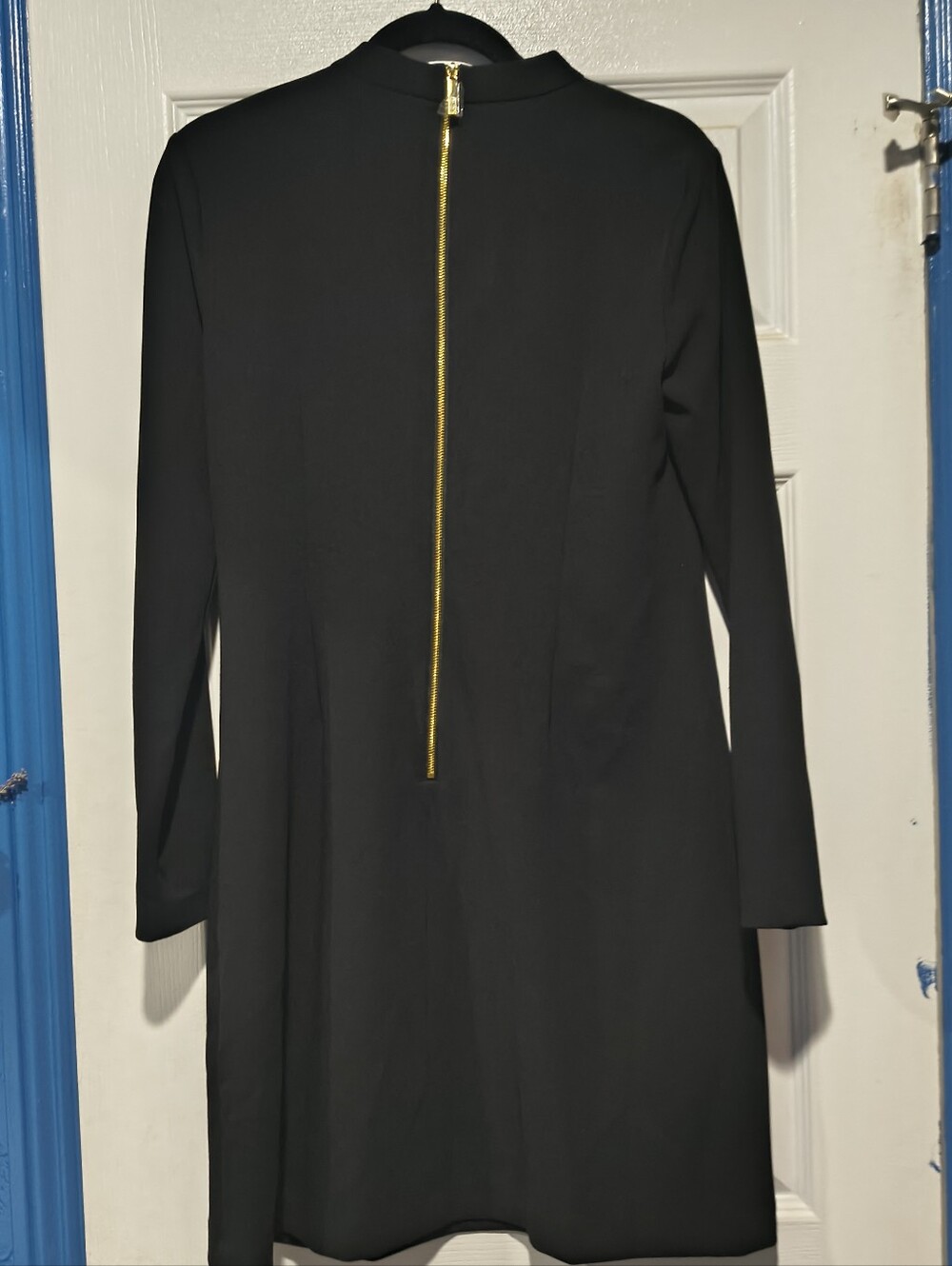 Calvin Klein Black Tie Neck Long Sleeve Sheath Dress Exposed Gold Zip Size 10 - Picture 11 of 13